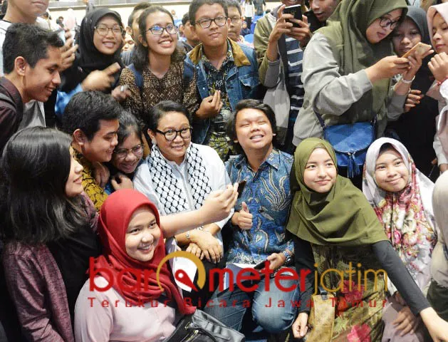 Berserban Intifadah, Menlu Ajak Mahasiswa Dukung Palestina