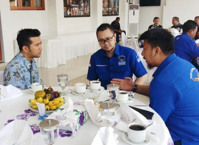 Khofifah Dukung Menantu Pakde Karwo Tunggu Hasil Pileg