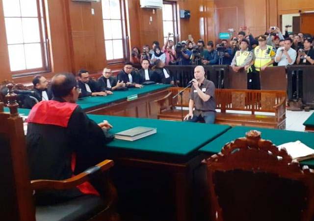 Gara-gara Bilang Idiot Ahmad Dhani Divonis 1 Tahun Penjara