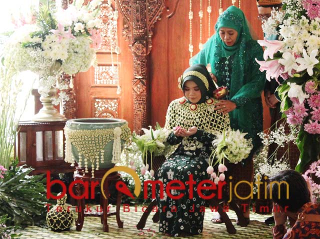 Air Siraman Putri Khofifah, Dari Sumur 5 Sunan hingga Zamzam