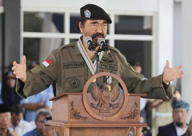 Jaga NKRI, Surya Paloh Terima Bintang Astha Hannas Utama