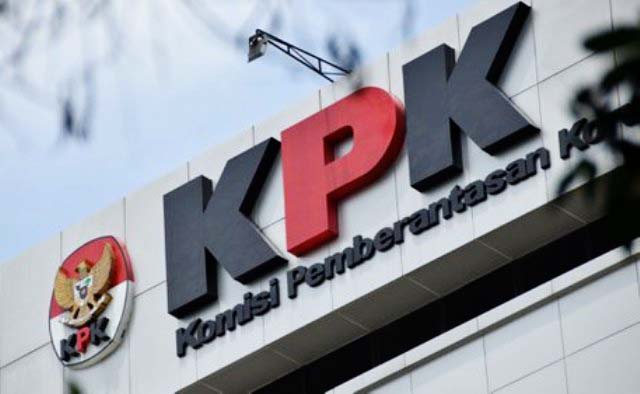 Giliran Rumah Mantan Ajudan Pakde Karwo Digeledah KPK