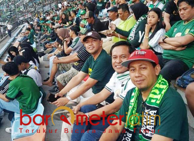 Berkaus Wani Gus Hans Mbonek Bareng Ketua Fraksi Golkar