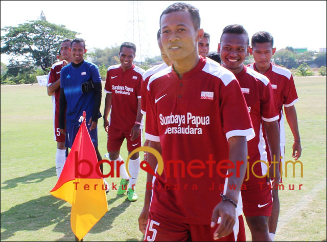 Begini Cara Satpol PP Buktikan Surabaya-Papua Bersaudara