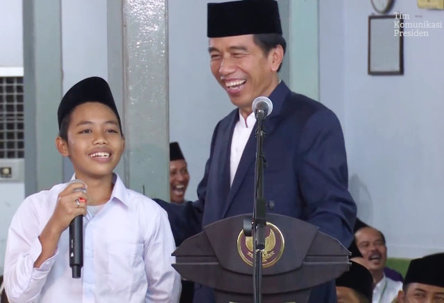 Viral! 3 Tahun Lalu Santri Ini Ramal Prabowo Jadi Menteri