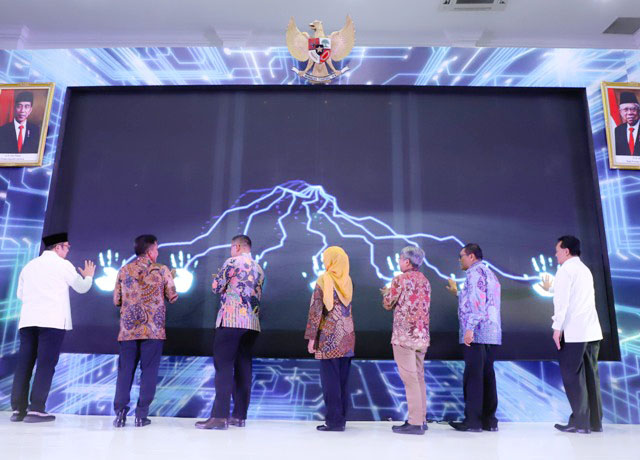 Makin Cettar Pemprov Jatim Luncurkan Aplikasi SP2D Online