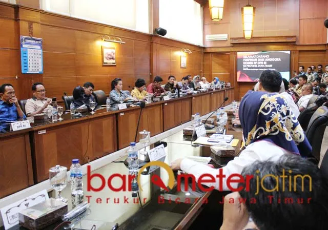 Jawab Keluhan Petani-Nelayan, Komisi IV DPR RI Turun ke Jatim