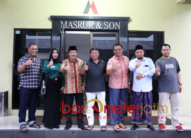 Haji Masnuh Tak Maju, Pilih Duetkan Cak Nur-Mimik Idayana