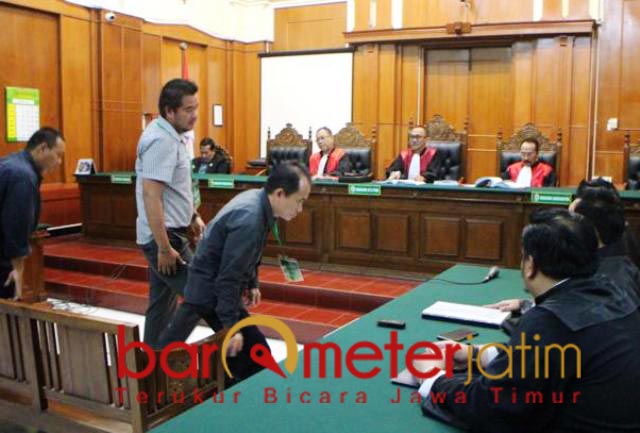 6 Terdakwa Gubeng Ambles Dituntut Denda Rp 200-300 Juta