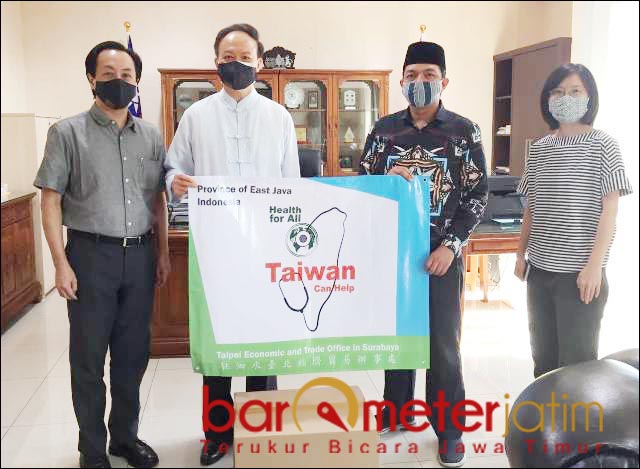 Corona di Surabaya Jadi Atensi Dunia, TETO Gelontor Masker