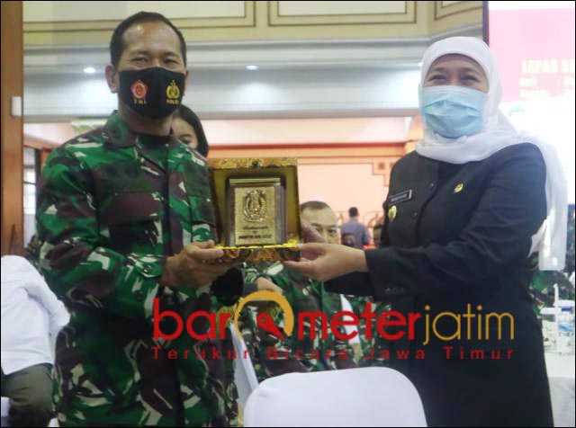 Demi Pantun untuk Pangdam V Brawijaya, Khofifah Tak Tidur