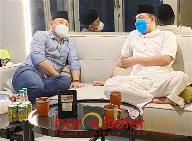 Malam-malam Ngopi Bareng, Apa yang Dibahas Gus Hans-Eri