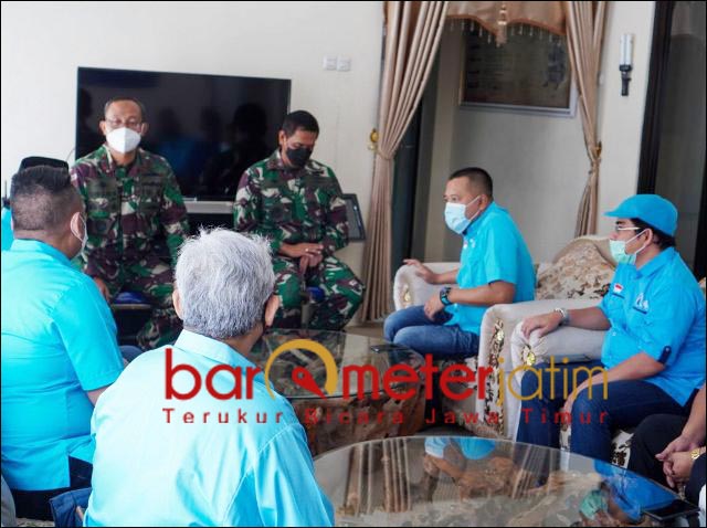 Empati KRI Nanggala 402, Gelora Jatim Datangi Mako Armada II