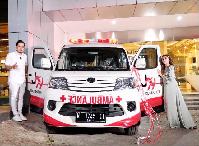 Aksi Sosial, Juragan 99 Bantu Ambulans Gratis buat Warga
