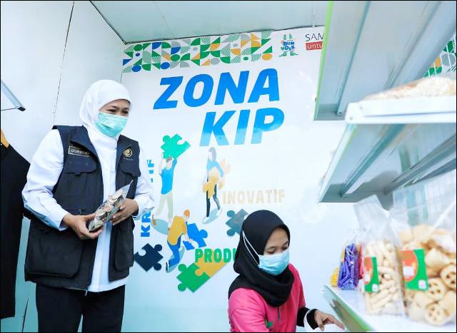 Desa Wisata, Khofifah Resmikan Zona KIP di Tulungagung