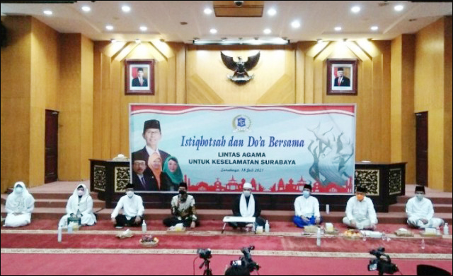 Corona Meroket, DPRD Surabaya Gelar Doa Lintas Agama