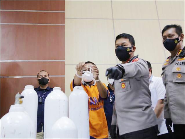 Terbongkar Di Surabaya, APAR Dipalsu Jadi Tabung Oksigen