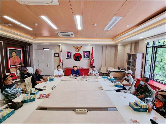 Dindik Surabaya Tepis Ada Jual Beli Bangku Sekolah: Sistem PPDB Sudah Berbasis Online!