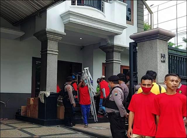 Gara-gara Dilelang, Rumah Rp 14 M di Surabaya Pindah Tangan