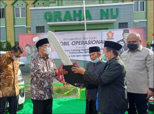 Sumbang 2 Mobil di Blitar, Anwar Sadad: Gerindra Bagian dari NU