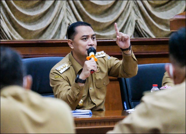 Eri Cahyadi: Merasa Berat Jadi Lurah di Surabaya, Silakan Mundur