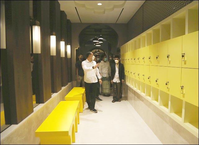 90 Persen Warga Surabaya Muslim, Eri Cahyadi Minta Setiap Mal Sediakan Mushala