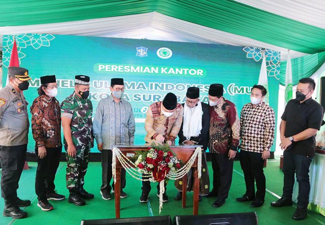 Resmikan Kantor MUI Surabaya, Eri: Kerja Keras Umara Tak Akan Berhasil Tanpa Dukungan Ulama