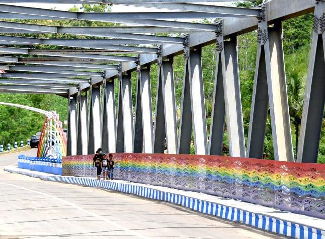 Telan Rp 24,7 M, Jembatan Jurang Mayit di Malang Ganti Nama Jadi Jembatan Pelangi