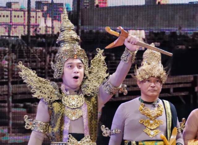 Ngeludruk Ceritakan Asal Muasal Kota Surabaya, Eri Cahyadi Perankan Raden Wijaya