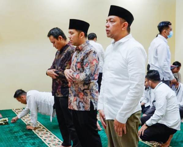 Emil Dardak: Masjid Tak Hanya Bisa Digunakan untuk Ibadah Shalat, Jangan Terjebak