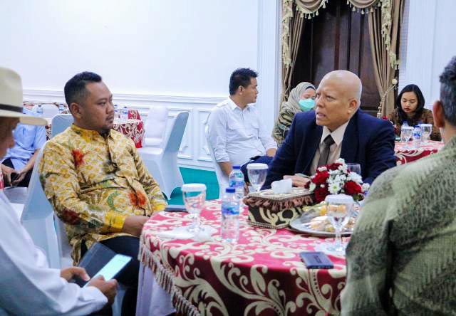 Investor Rumania Datang ke Gresik Tawari Teknologi Weather Modification, Gus Yani Tertarik