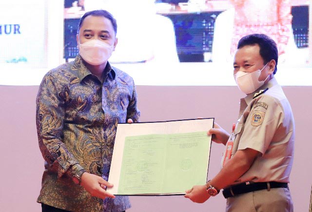 Dukung Kinerja BPN II, Eri Cahyadi Hibahkan Aset Pemkot Surabaya Senilai Rp 22 M