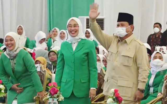 Prabowo Disambut Luar Biasa di Kongres Fatayat NU, Didoakan Jadi Presiden di 2024