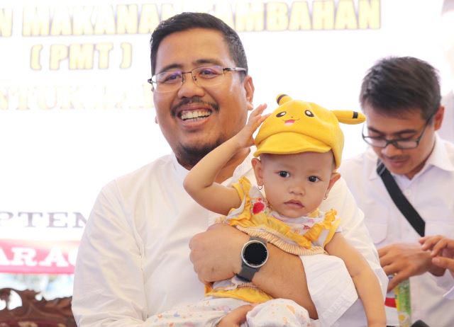 Stunting Jadi Perhatian Serius Gerindra Jatim, Anwar Sadad Blusukan di Mojokerto