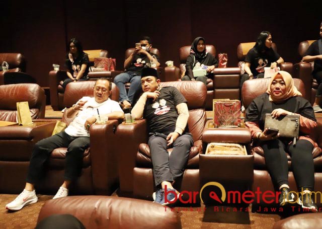 Lara Ati Tayang di Bioskop, Armuji Nonton Bareng Gus Hans dan Waketua DPRD Surabaya