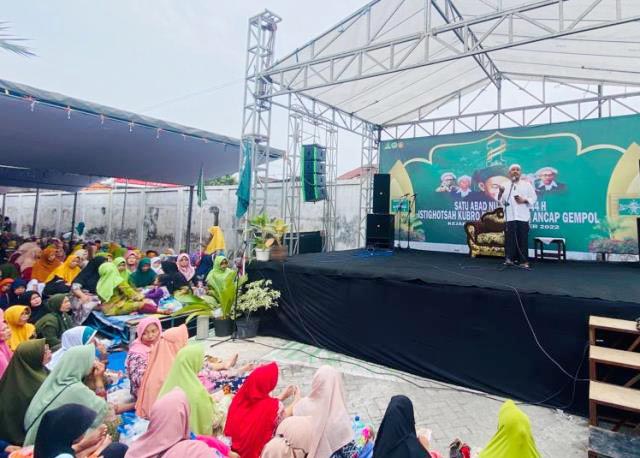 Serunya Kedekatan Anwar Sadad dengan Muslimat NU, Pengajian pun Sarat Gergeran