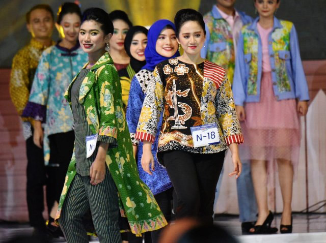 Grand Final Cak dan Ning 2022, 15 Finalis Promosi Batik Khas UMKM Surabaya