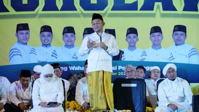Tutup Rangkaian HUT ke-58, Golkar Jatim Bersholawat di Gresik Bersama Ribuan Jamaah