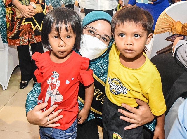 Jempolan Baru 2 Tahun Surabaya Dipimpin Eri Cahyadi, Kasus Stunting Turun Tajam dari 12.788 Jadi 1.055