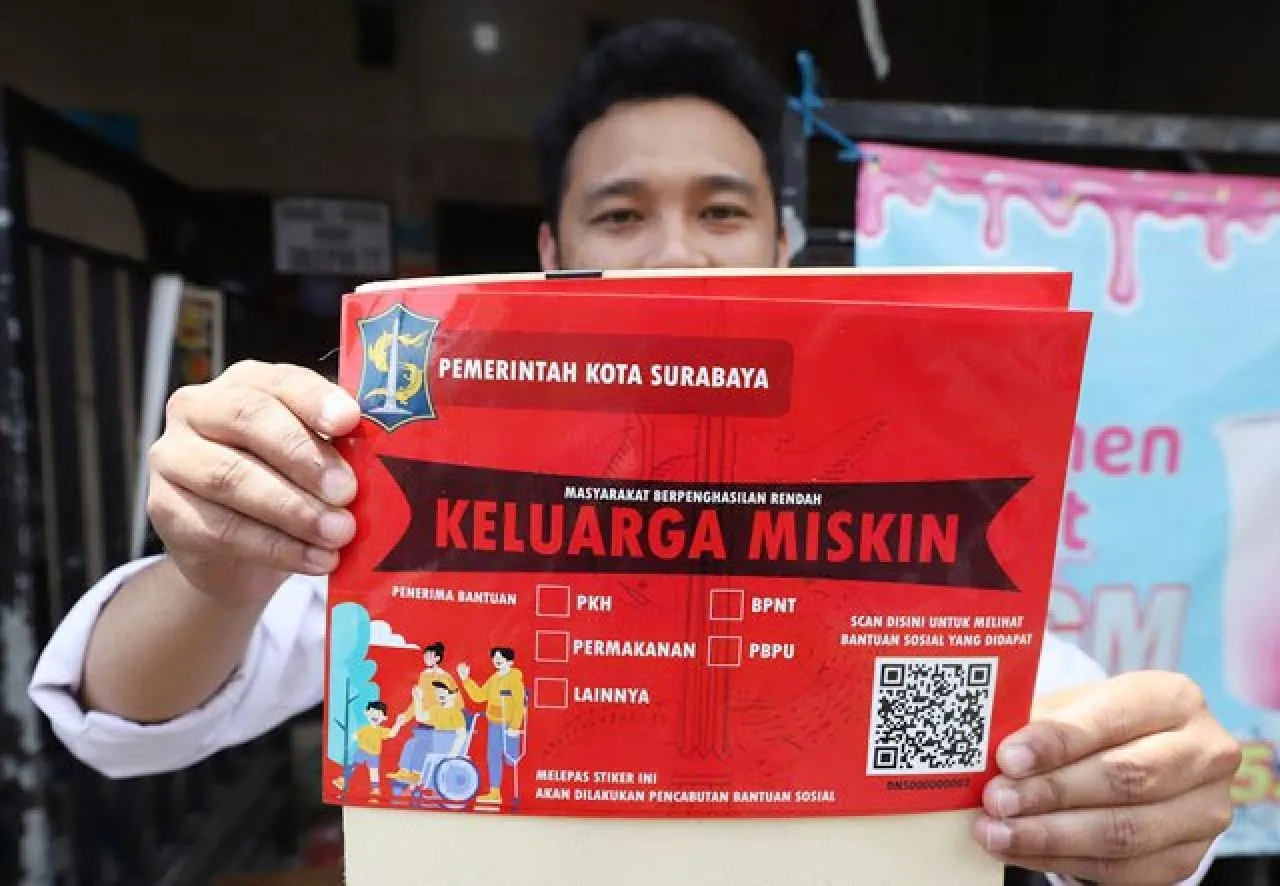 Rumah 219.427 Warga Surabaya Penerima Bansos Distiker Keluarga Miskin, Eri: Bukan untuk Merendahkan!