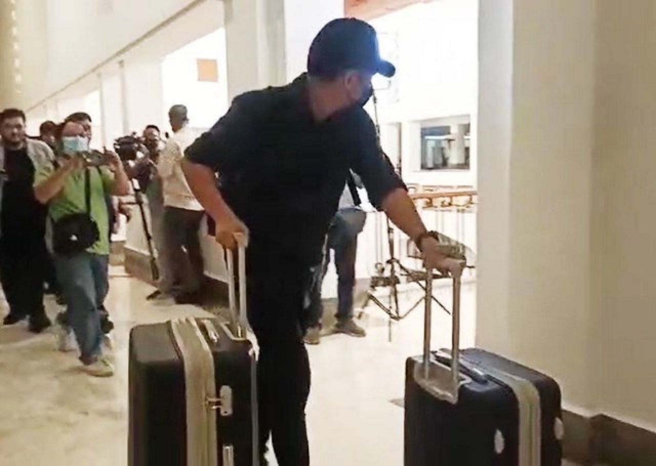 Buru Pemain Hibah di Jawa Timur, KPK Geledah Ruang Kerja Gubernur Khofifah!