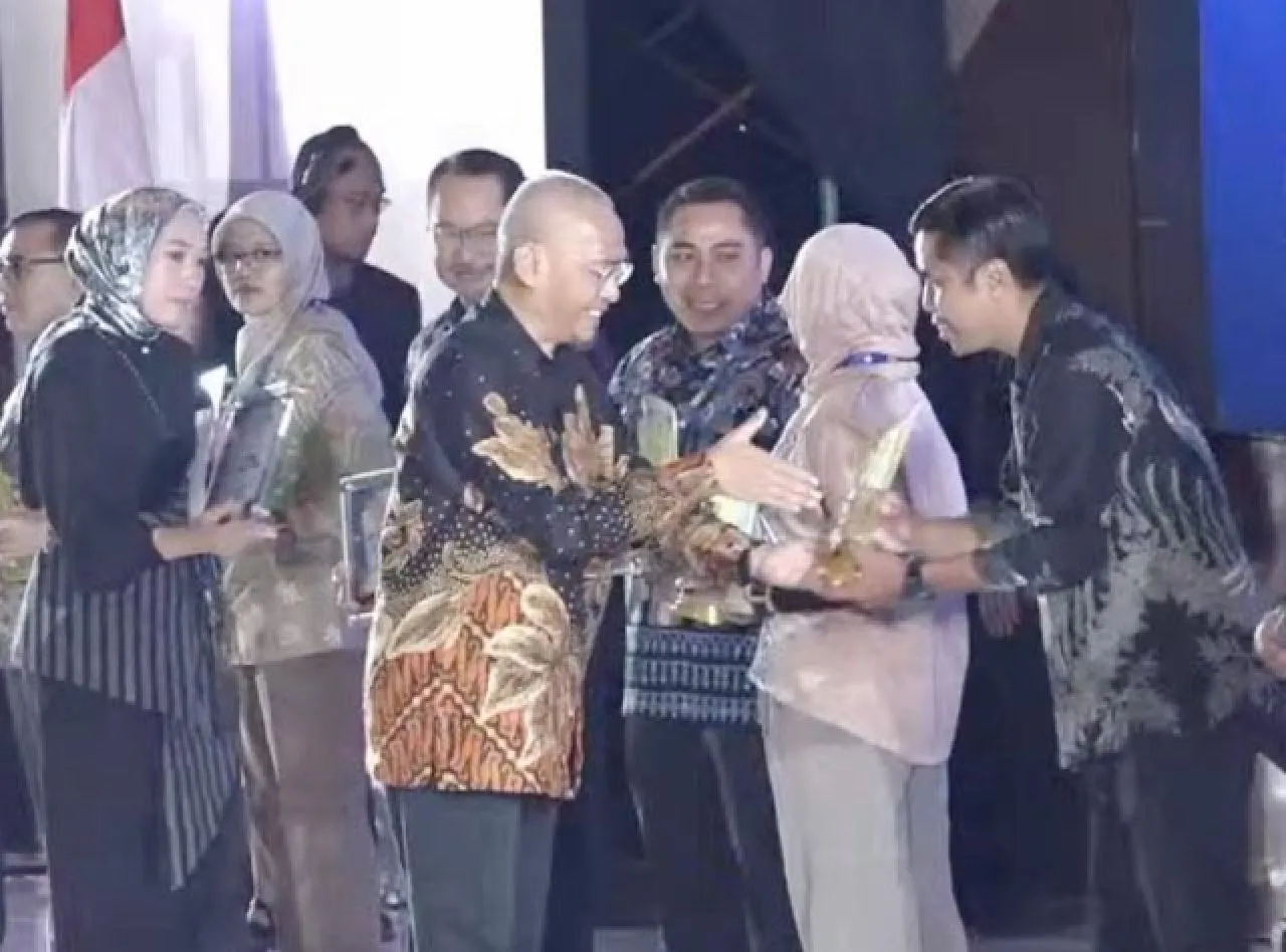 Anugerah Media Humas 2023, Pemkot Surabaya Sabet Penghargaan Media Sosial Terbaik!