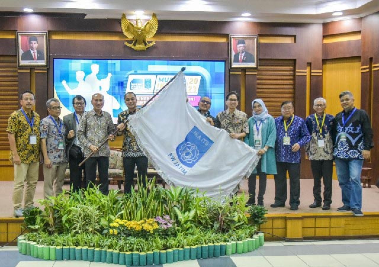 Terpilih Jadi Ketua IKA ITS Jatim, Eri Cahyadi Akan Pertajam Kolaborasi
