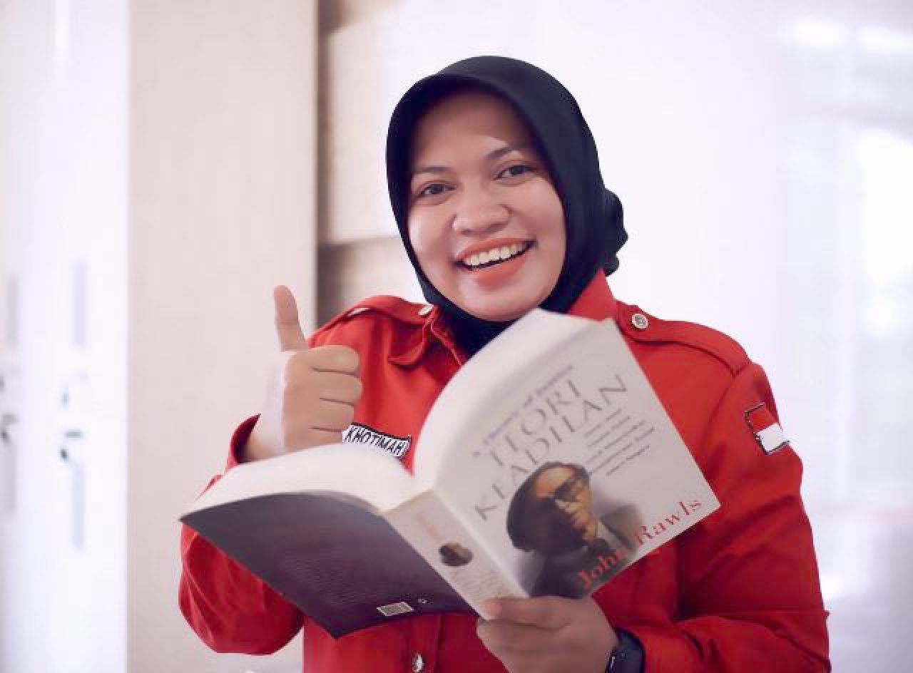 PDIP Pilihan Perempuan Surabaya, Khusnul Khotimah: 44,4% Itu Sangat Tinggi, Parpol Lain Tak Capai 10%!