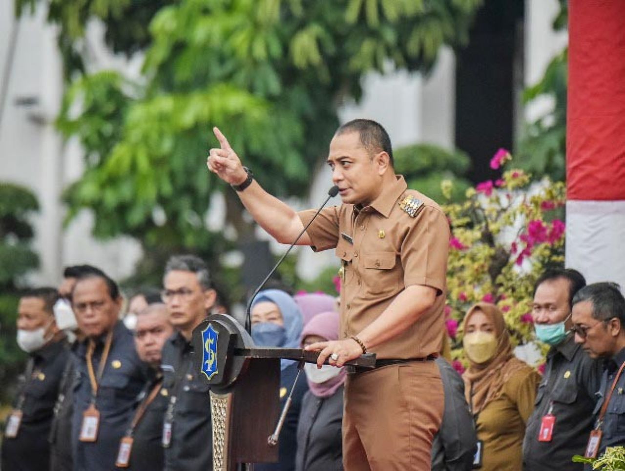 Habis-habisan Basmi Pungli, Eri Cahyadi Sampai Sebar Nomor Telepon Pejabat di Medsos