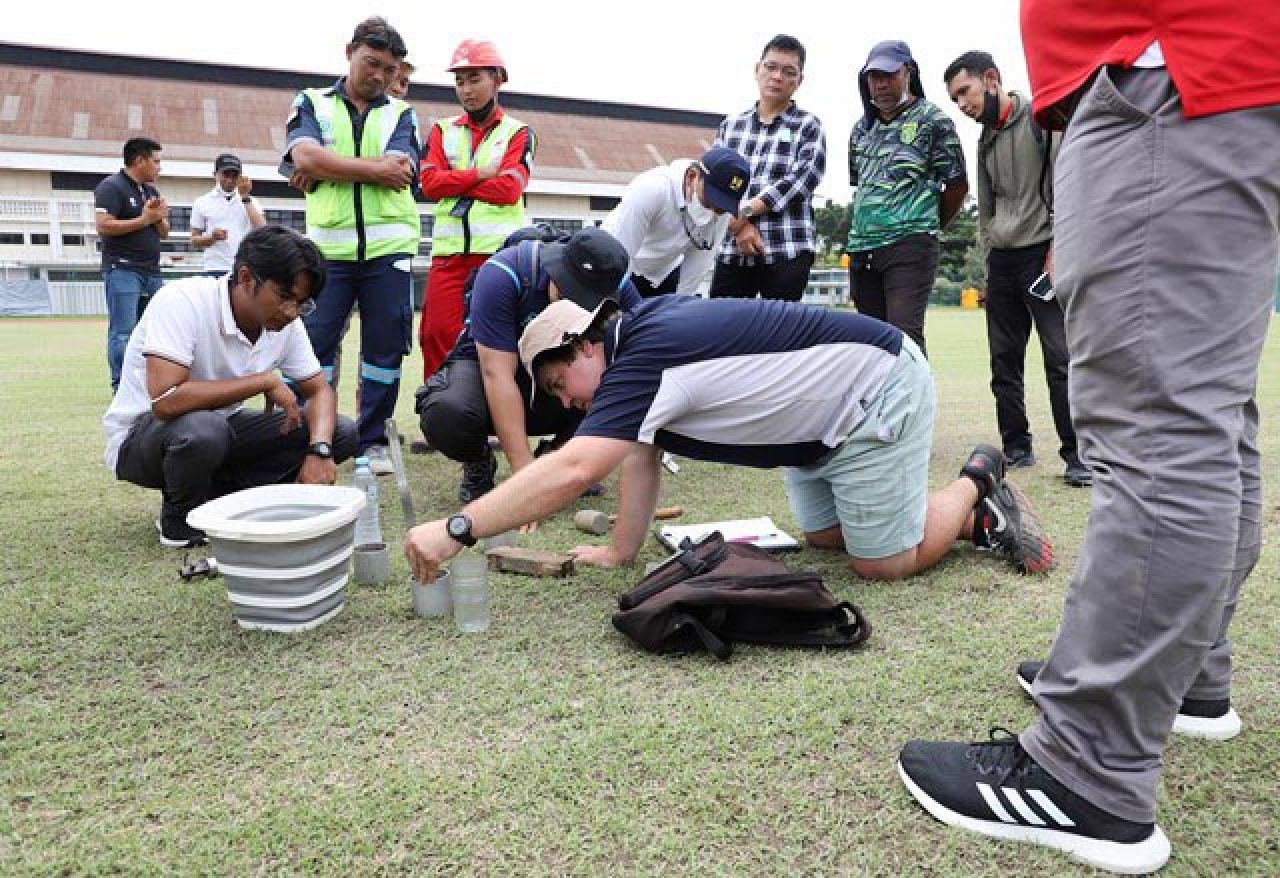 FIFA Kembali Turun ke Surabaya Cek Lapangan untuk Piala Dunia U-20, Ada Lagi yang Kurang?