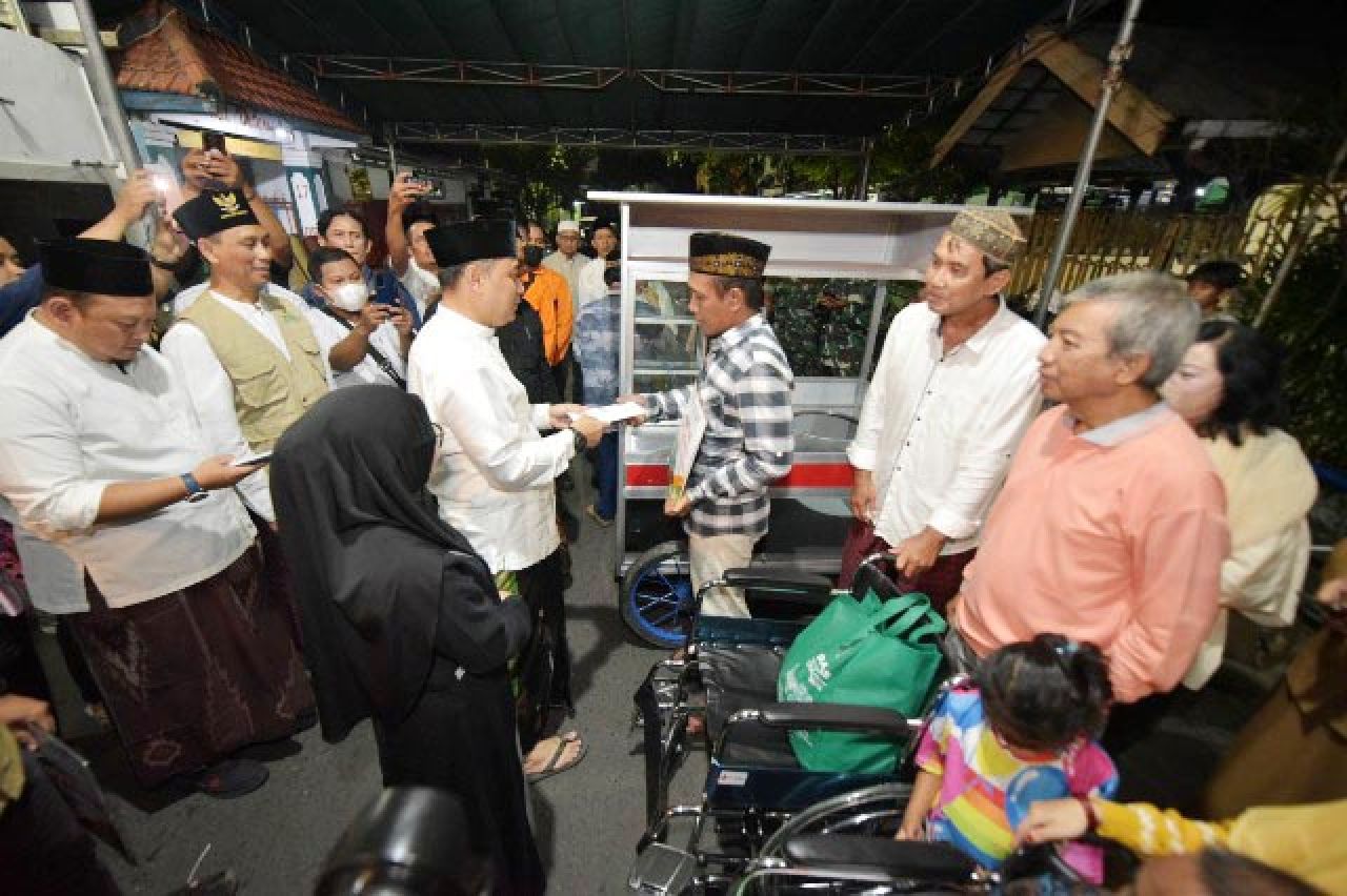 Terobosan Wali Kota Eri dalam Mengentas Kemiskinan, Bentuk Kampung Madani di setiap Kelurahan Surabaya