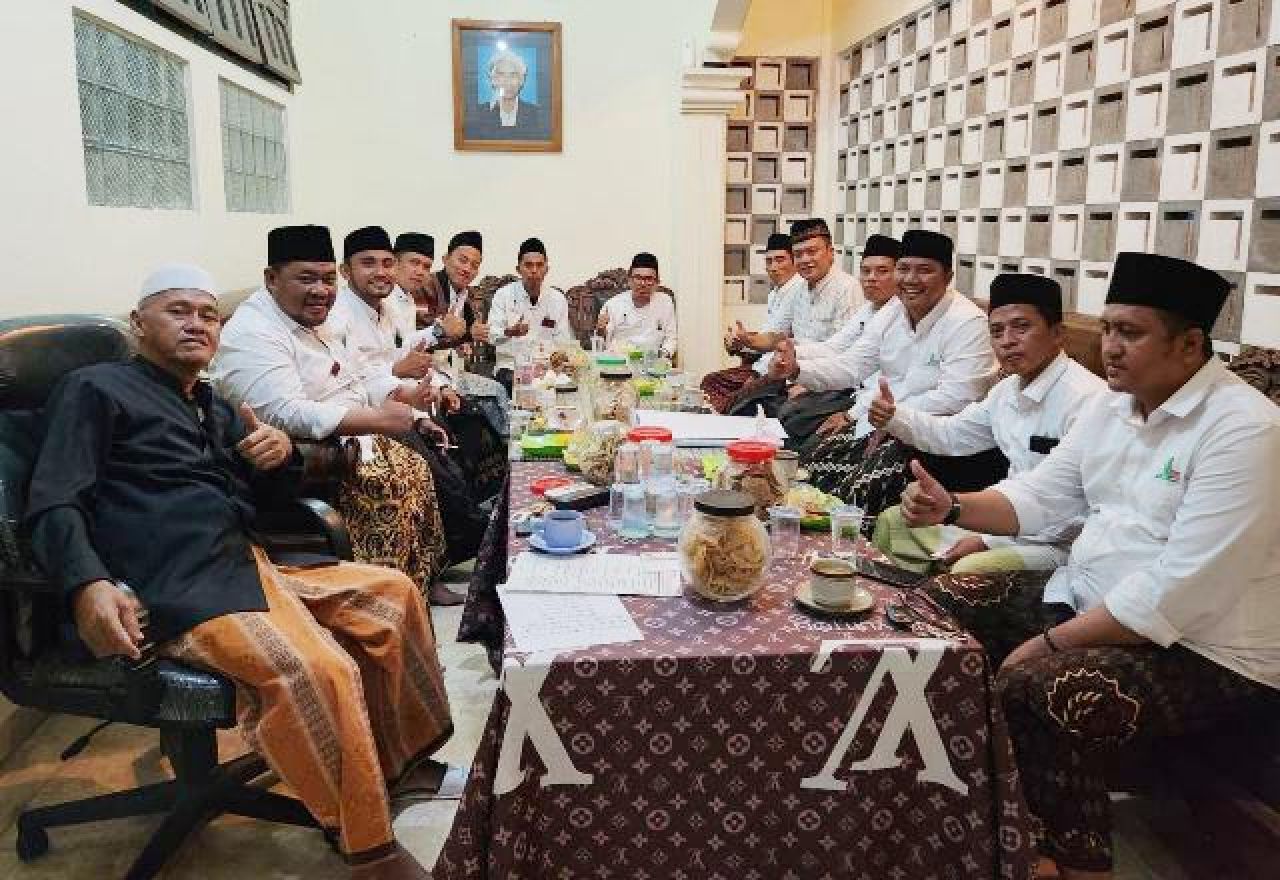 Safari Pesantren ke Blokagung Banyuwangi, HISNU: Kiai di Jatim Harap Ganjar Segera Dapat Tiket Capres!