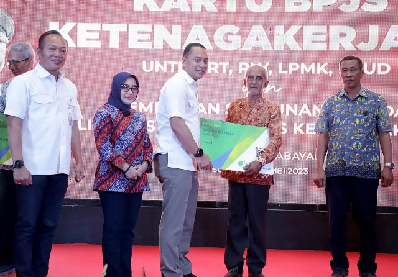 Mantap Jiwa! 10 Ribu Ketua RT/RW-LPMK dan 4000 Bunda PAUD Surabaya Terlindungi BPJS Ketenagakerjaan