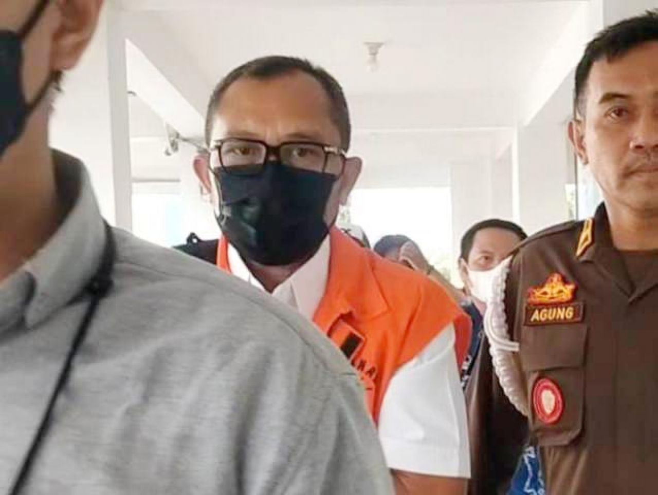 Hari Ini Sahat Mulai Diadili, Mathur Ajak Koleganya di DPRD Jatim Blakblakan jika Dipanggil JPU KPK Jadi Saksi!